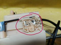 Бензонасос на Toyota Vitz NCP95 2NZ-FE Фото 8