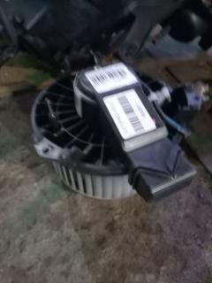 Мотор печки на Toyota Vitz NCP95 Фото 4