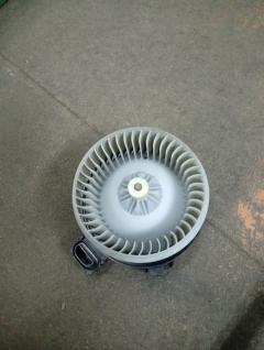 Мотор печки на Toyota Vitz NCP95 Фото 6