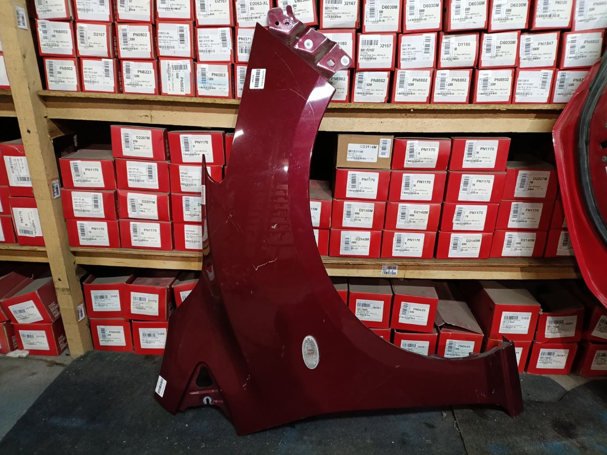 Крыло переднее 2741658, 3421312, 3421312A1, 4533021, 4533021J, 5605006, 6504043421312P, 931172, D01G52111B, D651-52-111B, GDFN0061R, MD234022FR, MZ10069AR, MZ10069BR, MZ10069BRV, MZ3093023, MZ51101600R00, MZ51101601R00, MZX0207270R на Mazda Demio DE3FS Фото 4