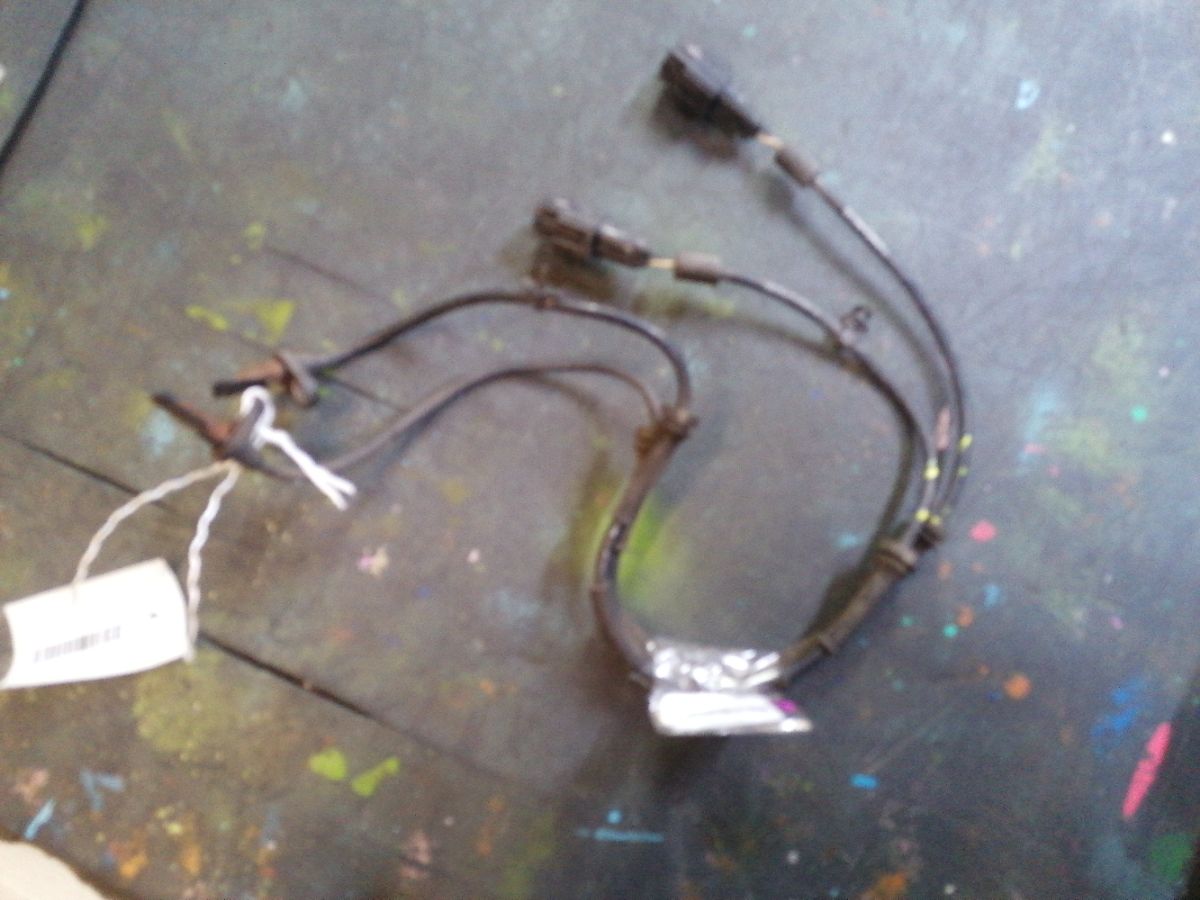 Датчик ABS D651-43-70XB на Mazda Demio DE3FS Фото 3