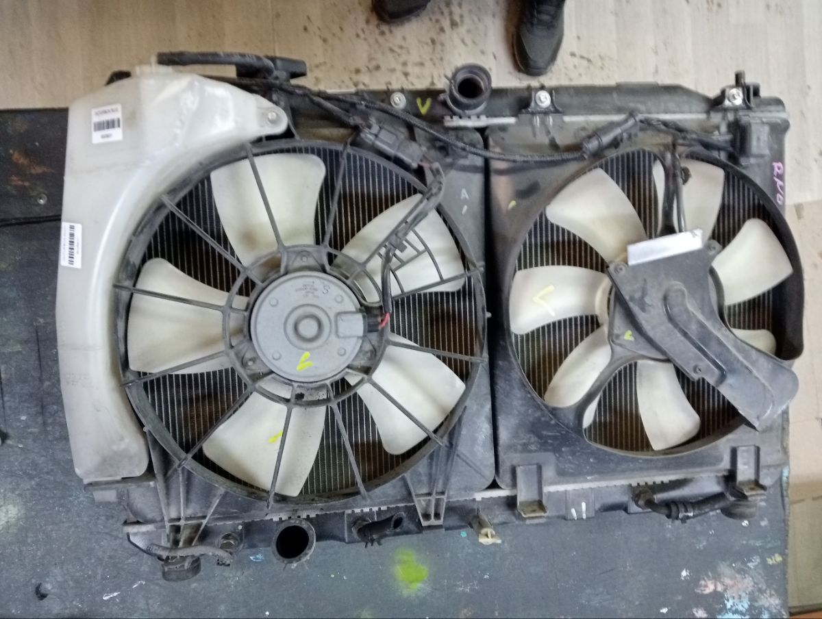 Радиатор ДВС 19010-RWK-J01, FX-036-7178, FX-036-7178A, TD-036-7178, TD-036-7178A на Honda Stream RN6 R18A Фото 3