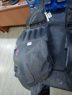 Подкрылок MN150111 на Mitsubishi Colt Plus Z23W Фото 3