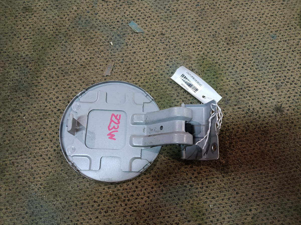 Лючок на Mitsubishi Colt Plus Z23W Фото 4