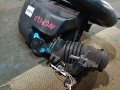 Корпус воздушного фильтра 17700-21120 на Toyota Ractis NCP120 1NZ-FE Фото 10