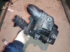 Корпус воздушного фильтра 17700-21120 на Toyota Ractis NCP120 1NZ-FE Фото 5