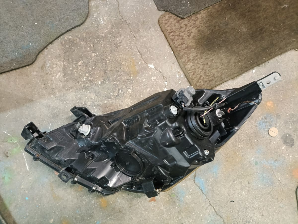 Фара H005 H005, на Nissan Note E11 Фото 5