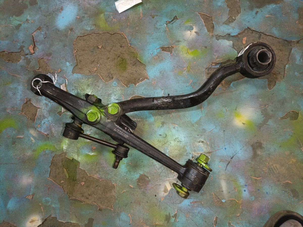 Рычаг 48069-22130, 48069-22140, UQ-075-3292 на Toyota Mark Ii Blit GX110W 1G-FE Фото 4 Рычаг 48069-22130, 48069-22140, UQ-075-3292 на Toyota Mark Ii Blit GX110W 1G-FE Фото 4