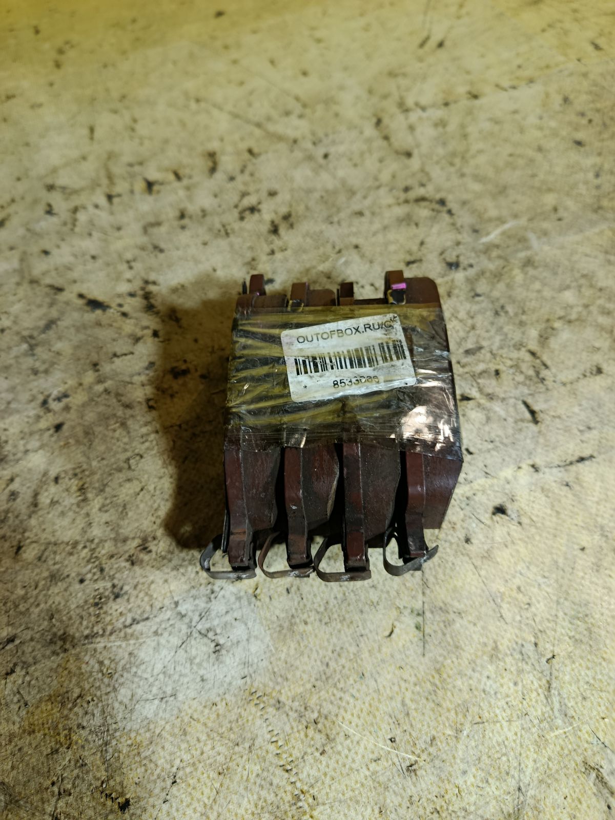 Тормозные колодки на Toyota Crown JZS171 1JZ-FSE Фото 2