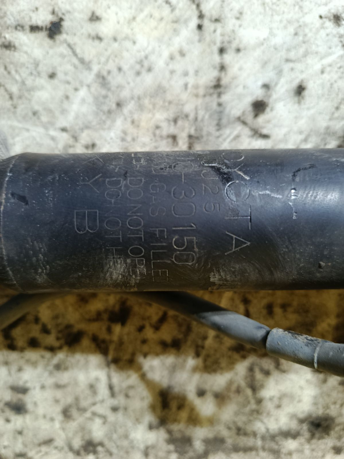 Стойка амортизатора на Toyota Crown JZS175 2JZ-FSE Фото 3