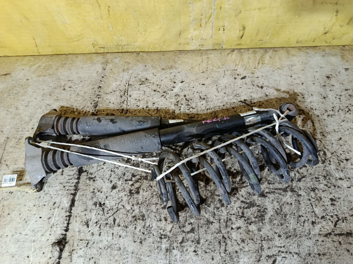 Амортизатор KF6928700 на Mazda Cx-5 KE2FW Фото 3