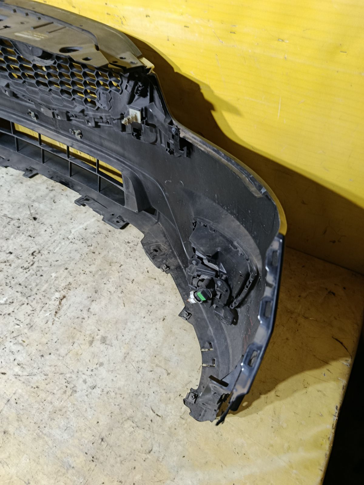 Бампер 114-41977 114-41977,2780574, 3481900, 36161050, 45X1071, 45X1072, 5510003495900P, FLMZ62117, JH06CX5016, K03150031BB, KD4550031BB, KD4550031DCR, L241312012, MVBUMR0016, MZ04144BB, MZ53000000000, MZCX512160, MZCX512161, P4490, PMZ04144BB, PMZ04147BB, STMZX50000 на Mazda Cx-5 KE2FW Фото 20