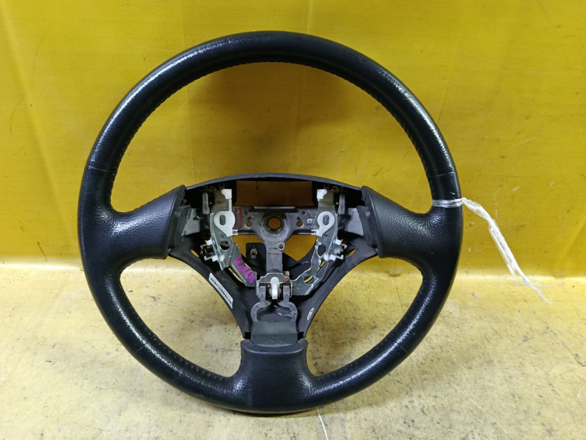 Руль на Toyota Noah AZR60G Фото 2