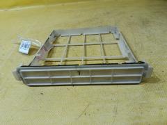 Корпус салонного фильтра 88899-41010 на Toyota Noah AZR60G 1AZ-FSE Фото 2