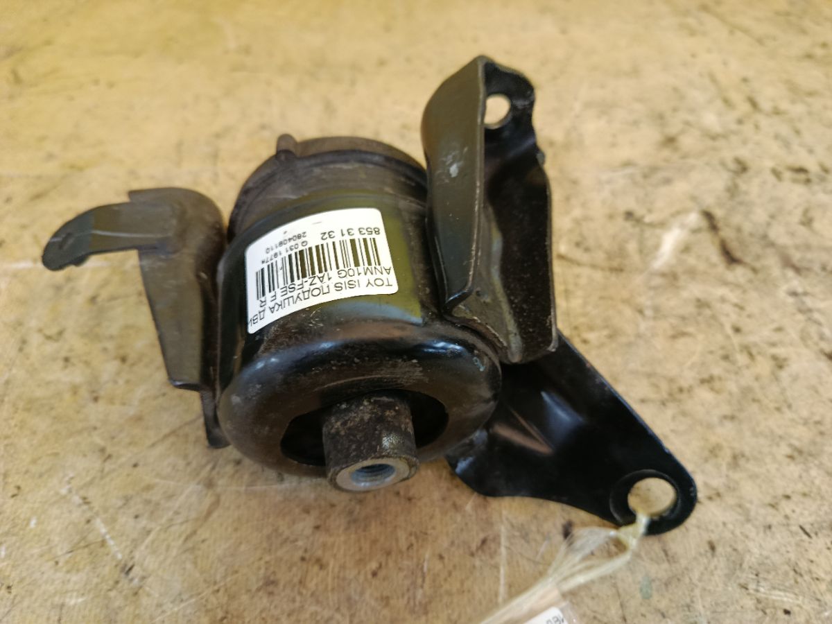 Подушка двигателя 12305-28120 на Toyota Isis ANM10G 1AZ-FSE Фото 2
