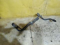 Заливная горловина топливного бака 77201-44191 на Toyota Isis ANM10G 1AZ-FSE Фото 2