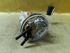 Бензонасос на Toyota Noah AZR65G 1AZ-FSE