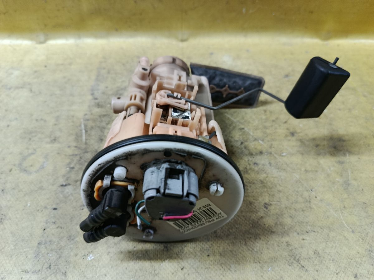 Бензонасос на Toyota Ipsum ACM26W 2AZ-FE Фото 1