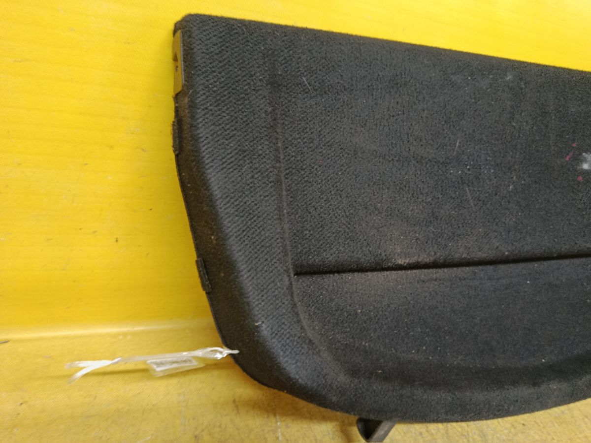 Шторка багажника D65168310 на Mazda Demio DE3FS Фото 7