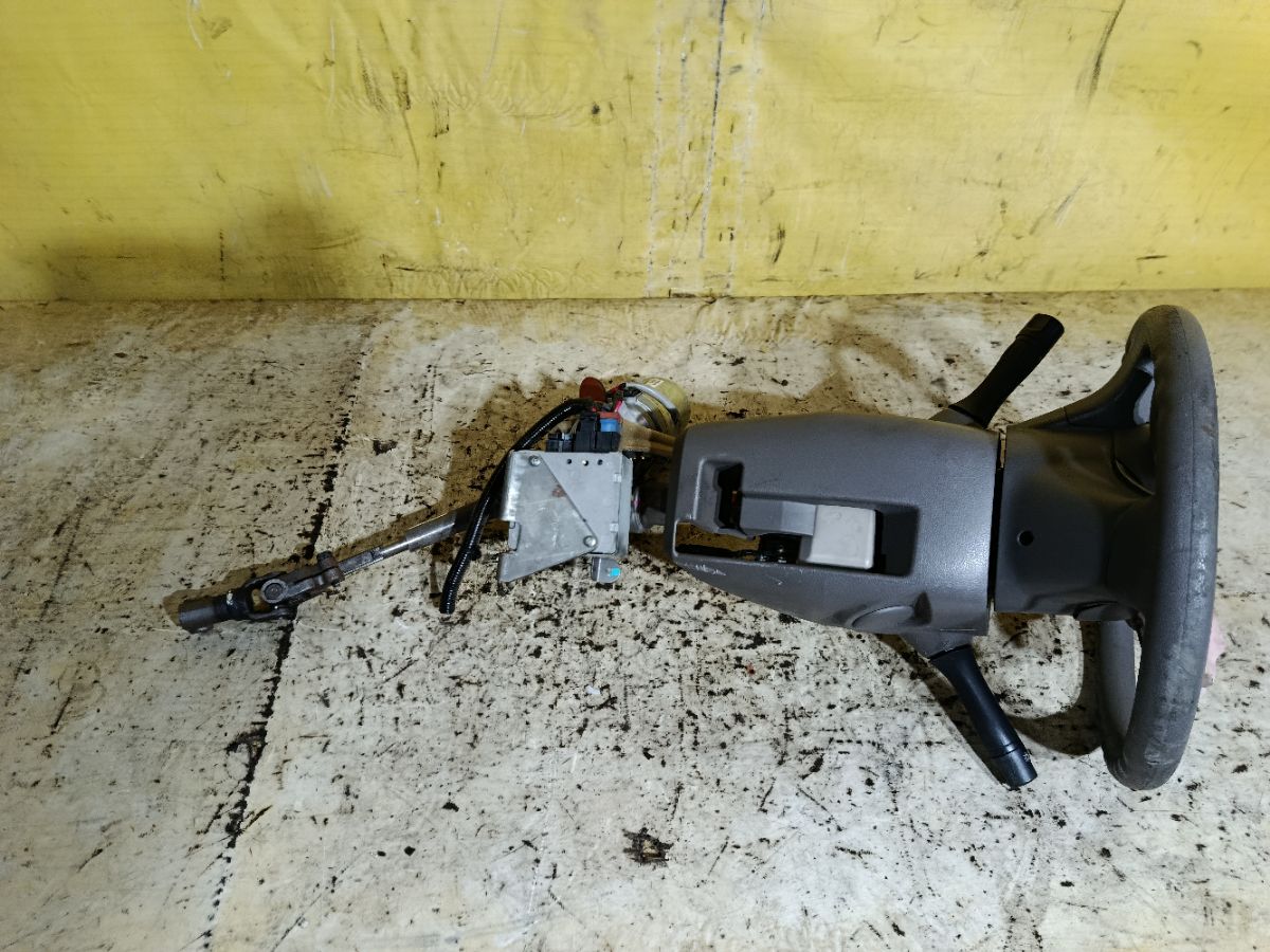 Рулевая колонка на Nissan March K13 Фото 5