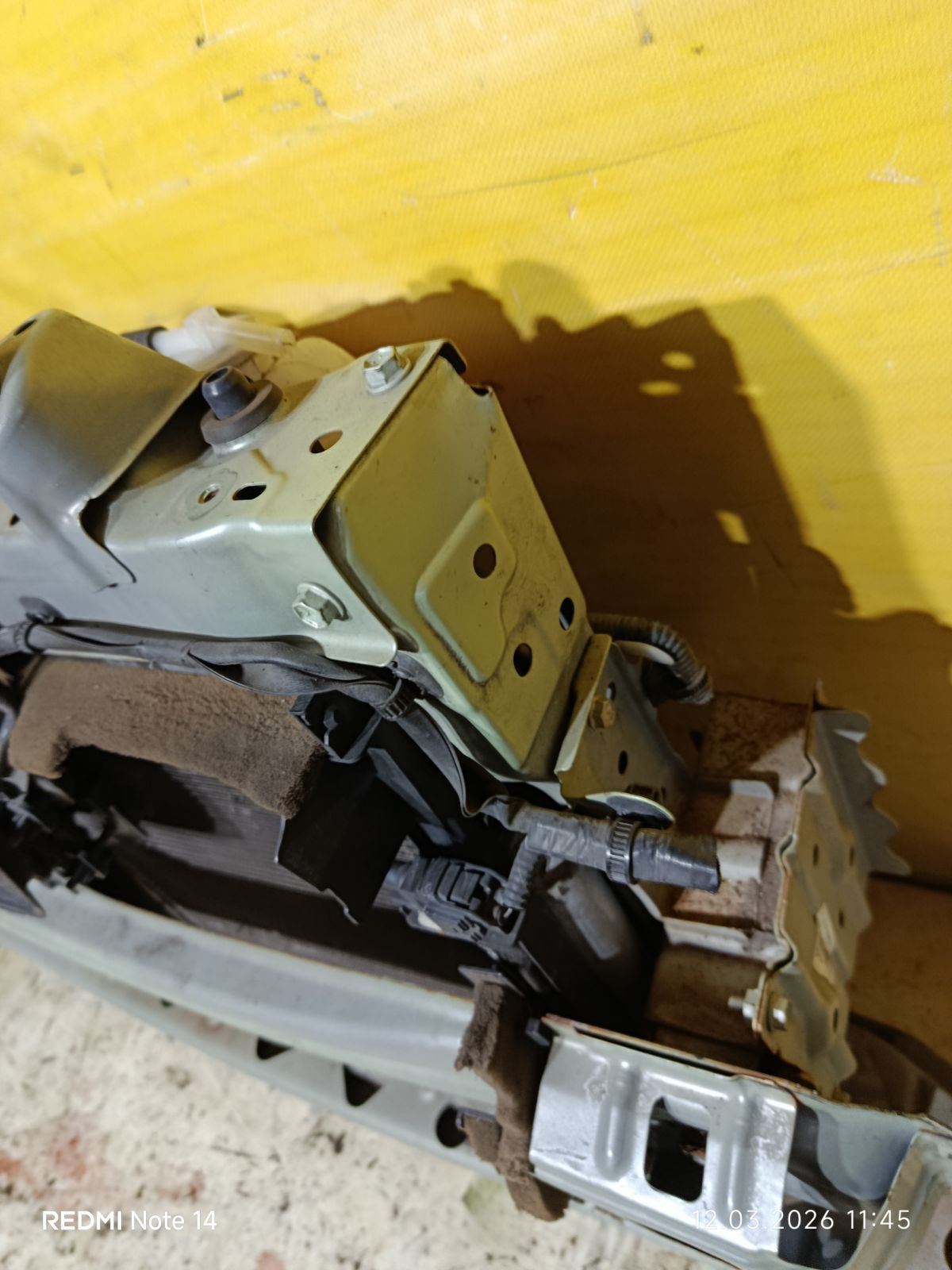 Телевизор на Daihatsu Move LA150S KF-VE Фото 6