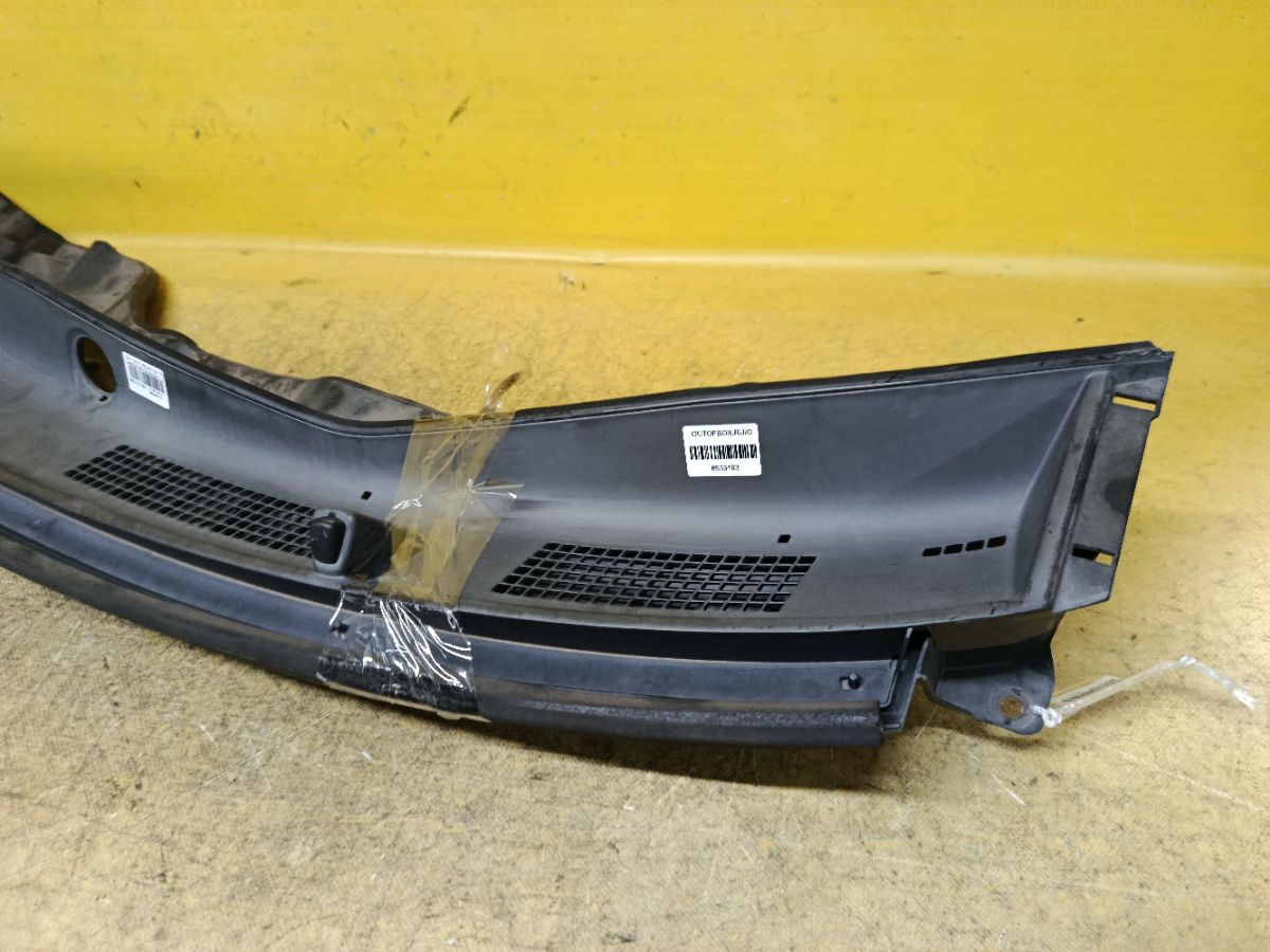 Решетка под лобовое стекло 55708-B2200 на Daihatsu Tanto LA600S Фото 4