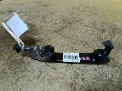 Ручка двери на Toyota Noah ZRR70G Фото 3