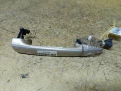 Ручка двери на Toyota Noah ZRR70G Фото 3