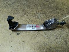 Ручка двери на Toyota Noah ZRR70G Фото 4