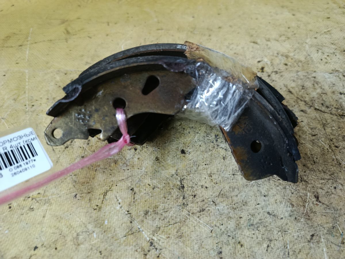 Тормозные колодки на Nissan March K13 HR12DE Фото 4