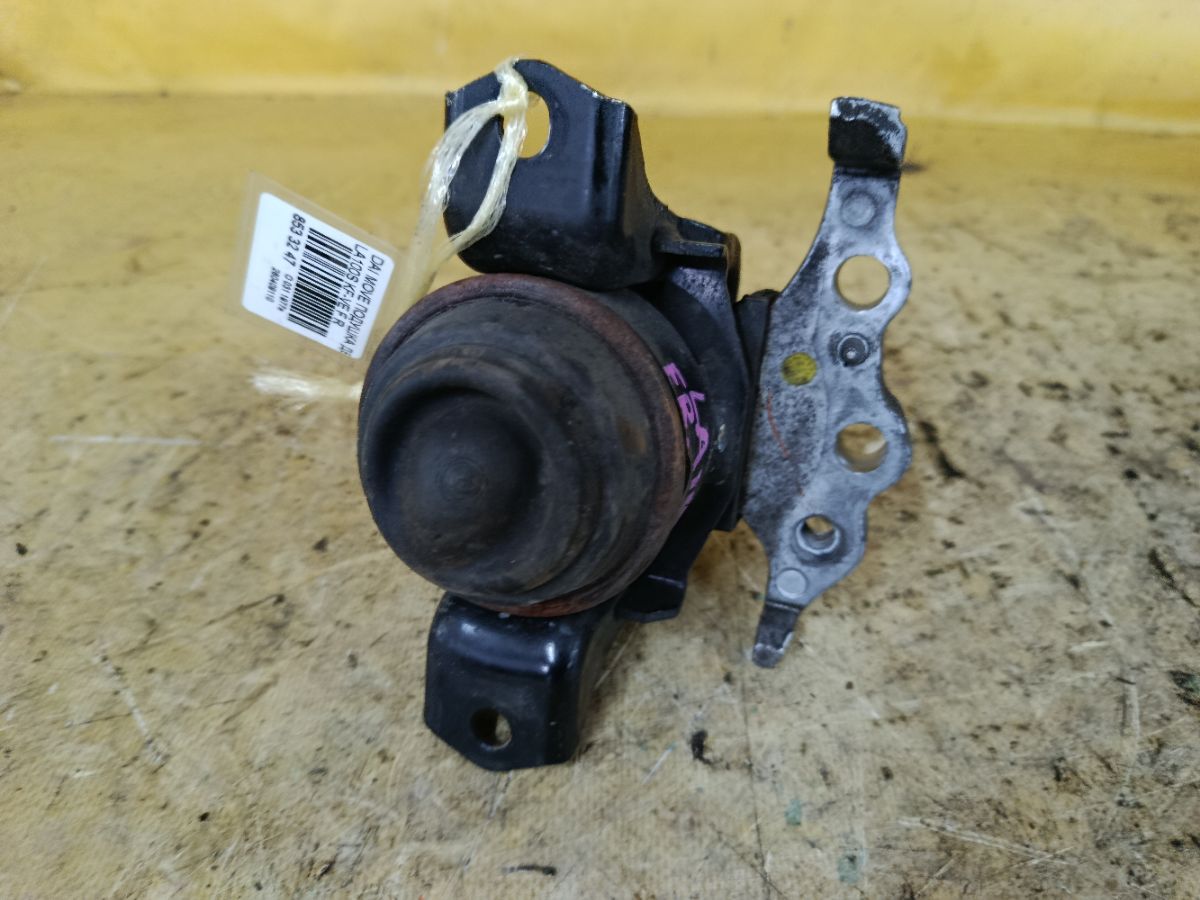 Подушка двигателя на Daihatsu Move LA100S KF-VE Фото 3