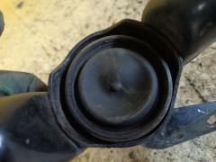 Подушка двигателя 12305-37050 на Toyota Noah ZRR70G 3ZR-FAE Фото 4