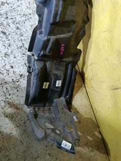 Подкрылок 53875-28191 на Toyota Voxy ZRR70G 3ZR-FAE Фото 2