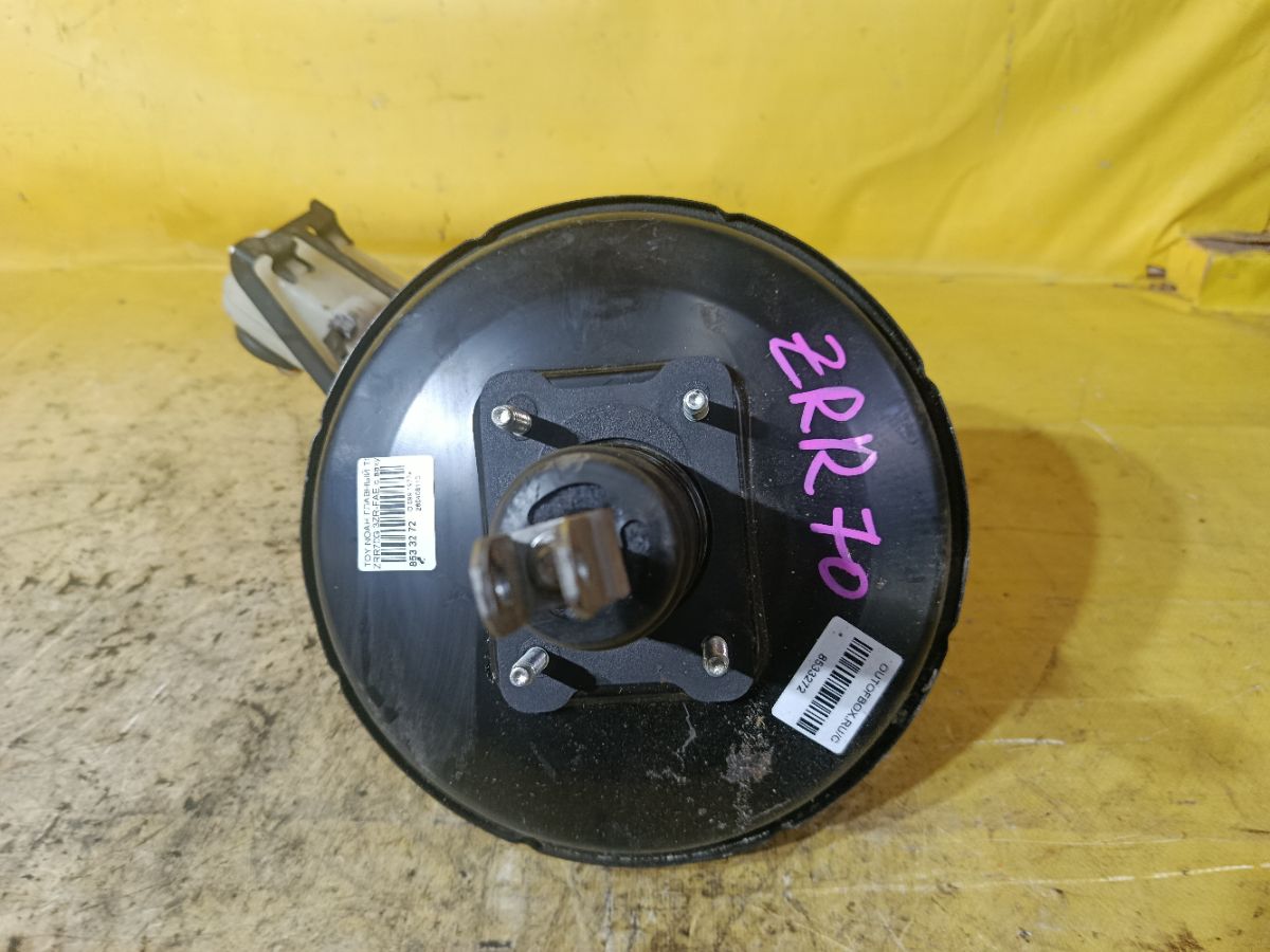 Главный тормозной цилиндр на Toyota Noah ZRR70G 3ZR-FAE Фото 3