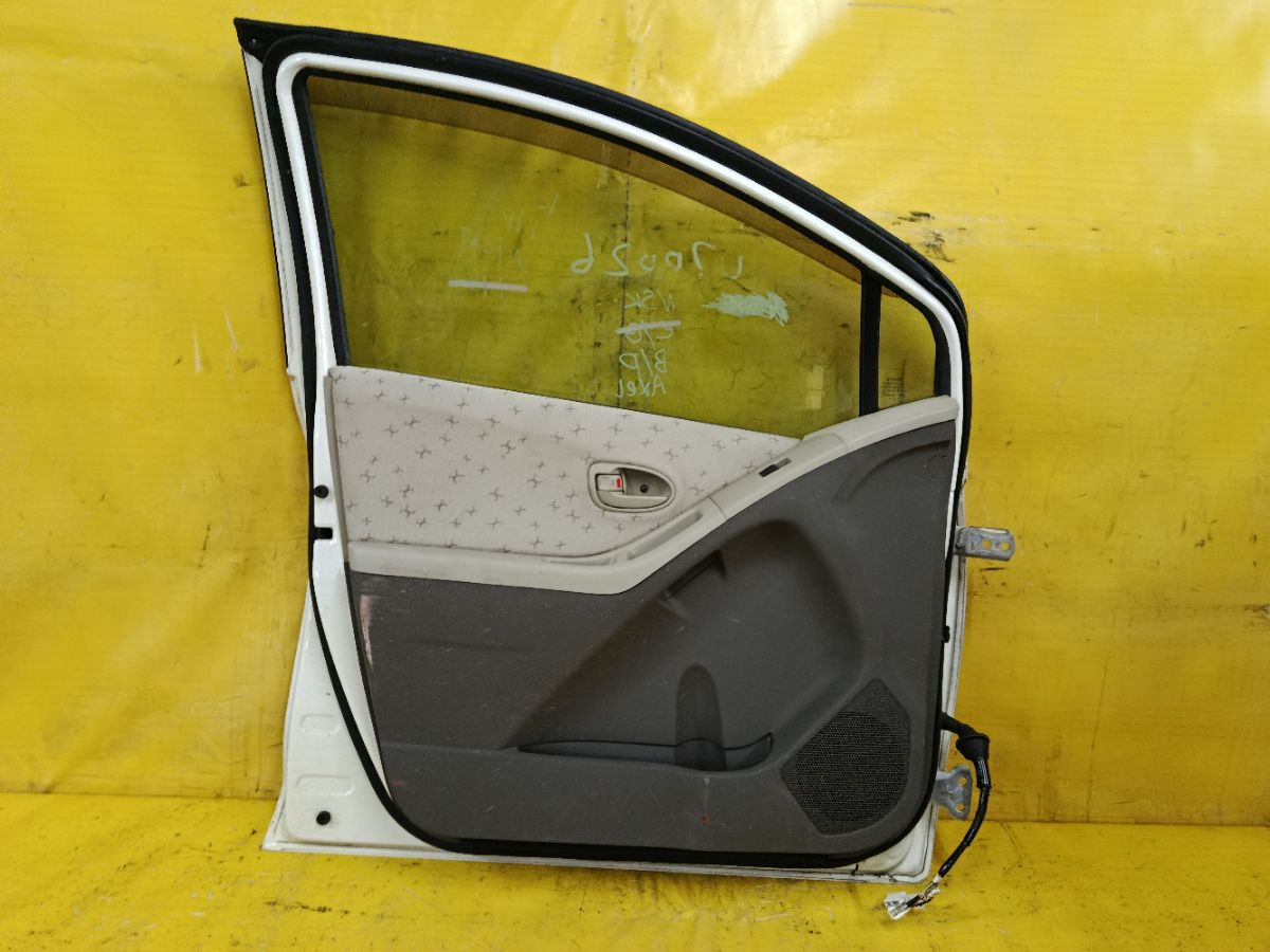 Дверь боковая на Toyota Vitz KSP90 Фото 5