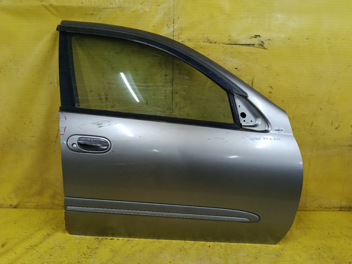Дверь боковая на Nissan Bluebird Sylphy QNG10 Фото 1