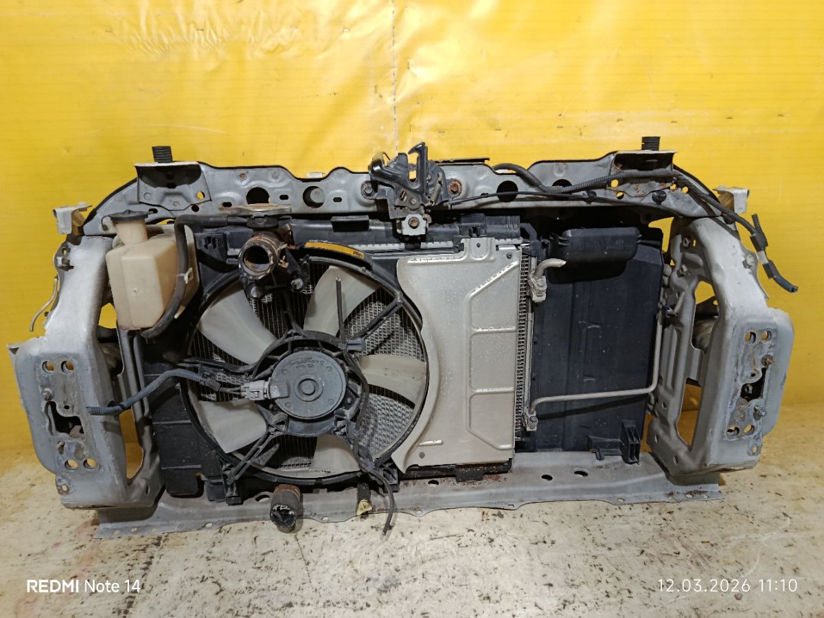 Телевизор на Toyota Vitz KSP130 1KR-FE Фото 6