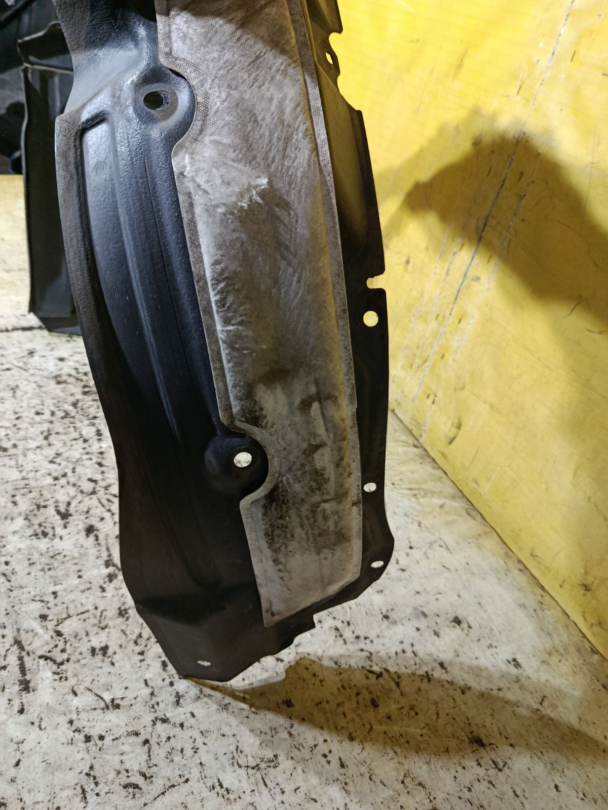 Подкрылок 53875-28170 на Toyota Estima ACR50W 2AZ-FE Фото 6