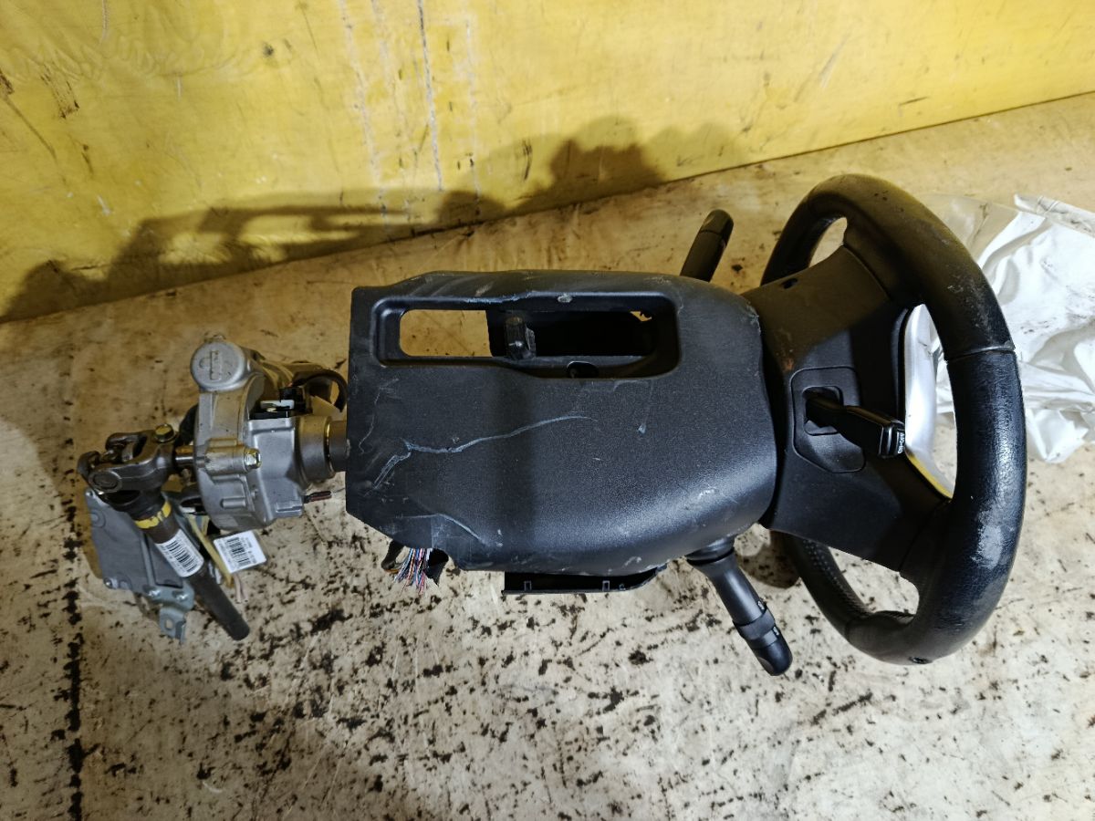 Рулевая колонка на Toyota Ractis NCP120 Фото 7