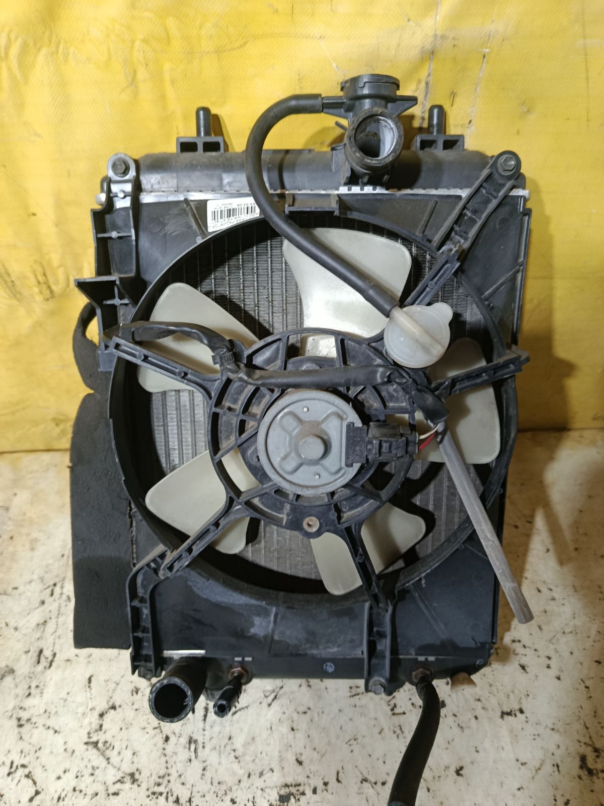 Радиатор ДВС 16400-B1020, 16400-B1021, FX-036-9997, FX-036-9997A, TD-036-9997, TD-036-9997A на Toyota Passo KGC10 1KR-FE Фото 5