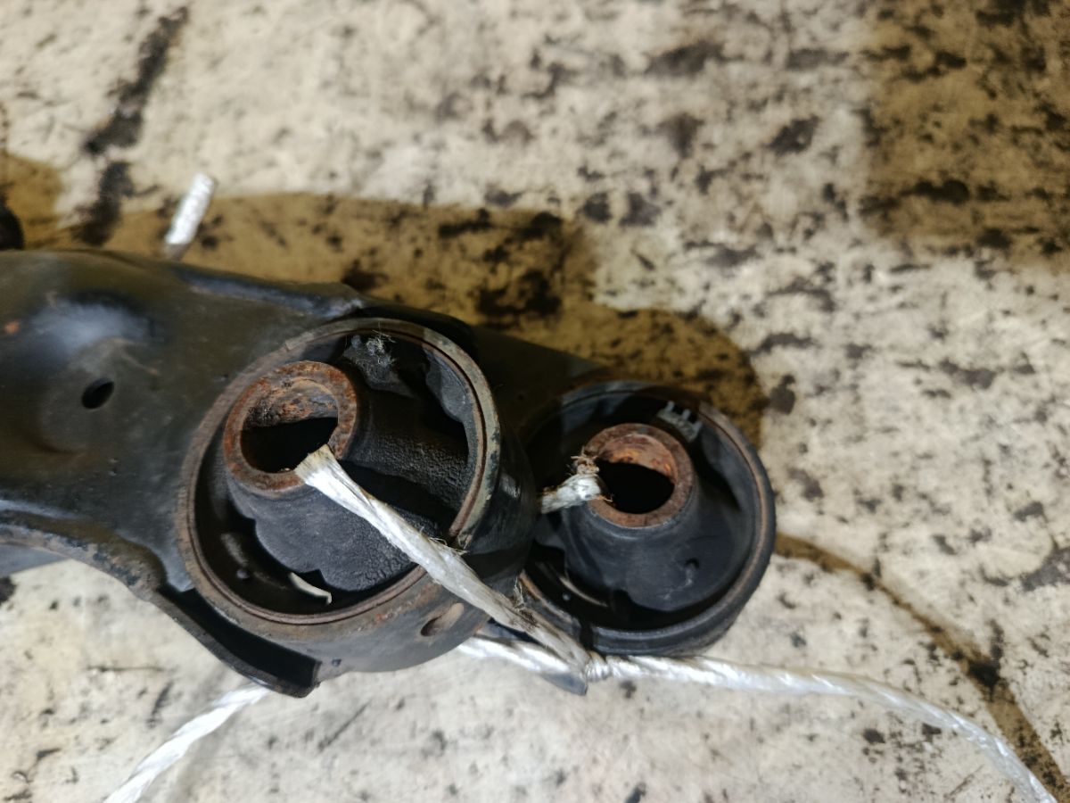 Рычаг на Toyota Passo KGC10 1KR-FE Фото 3