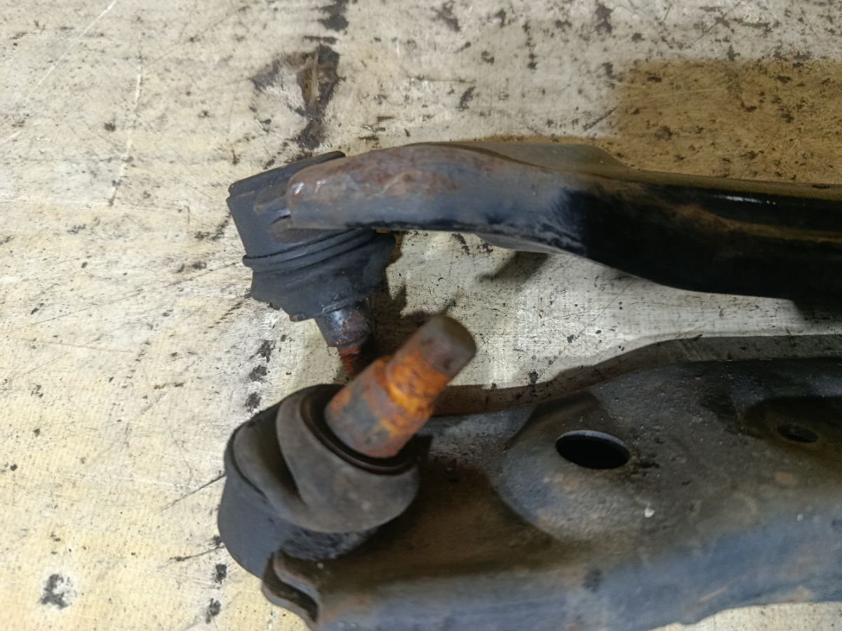 Рычаг на Toyota Passo KGC10 1KR-FE Фото 4