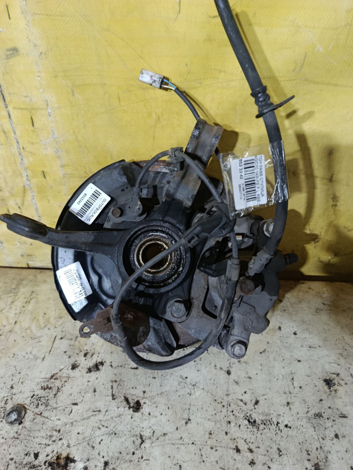 Ступица на Toyota Passo KGC10 1KR-FE Фото 3