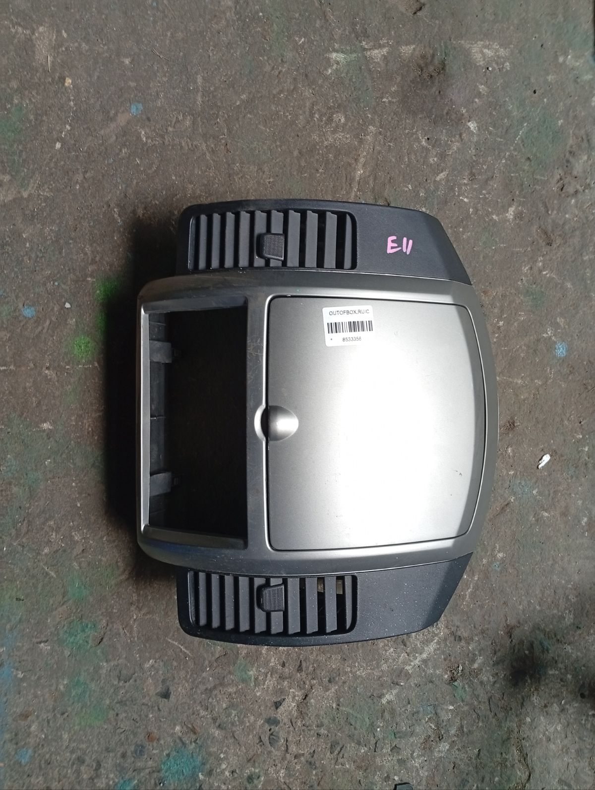 Консоль магнитофона 68260-1U600 на Nissan Note E11 Фото 5