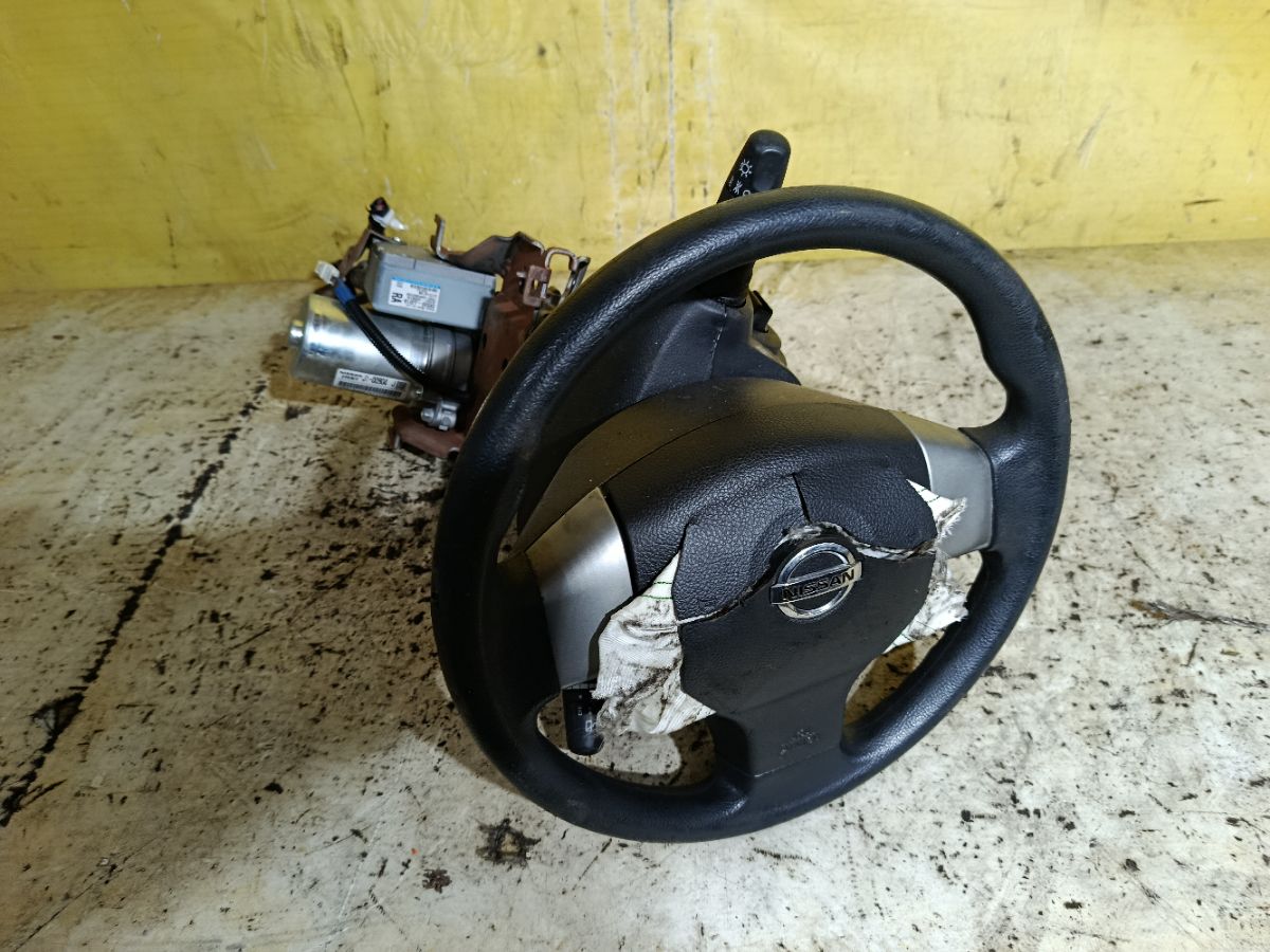 Рулевая колонка на Nissan Note E11 Фото 6