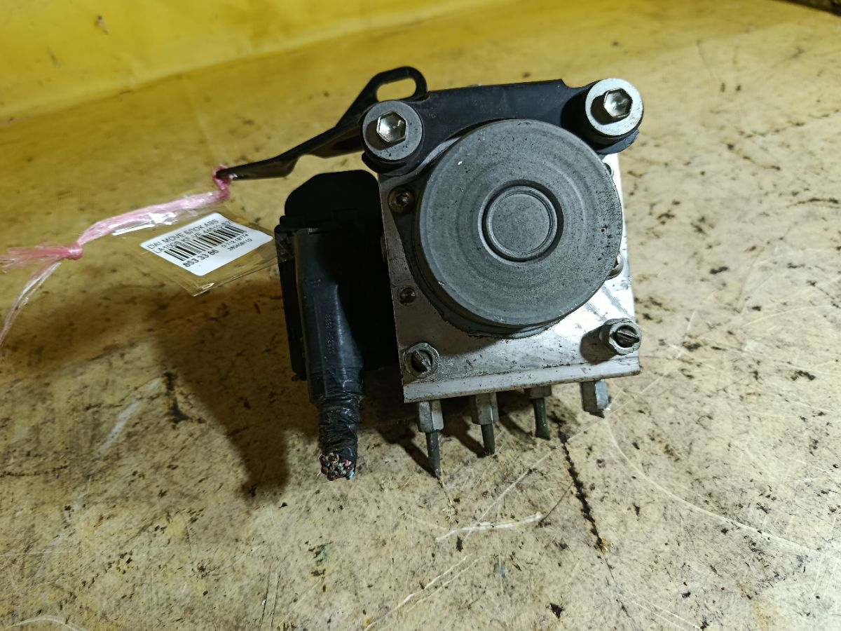 Блок ABS 44510-B2D60, 89540-B2B80 на Daihatsu Move LA100S KF-VE Фото 1