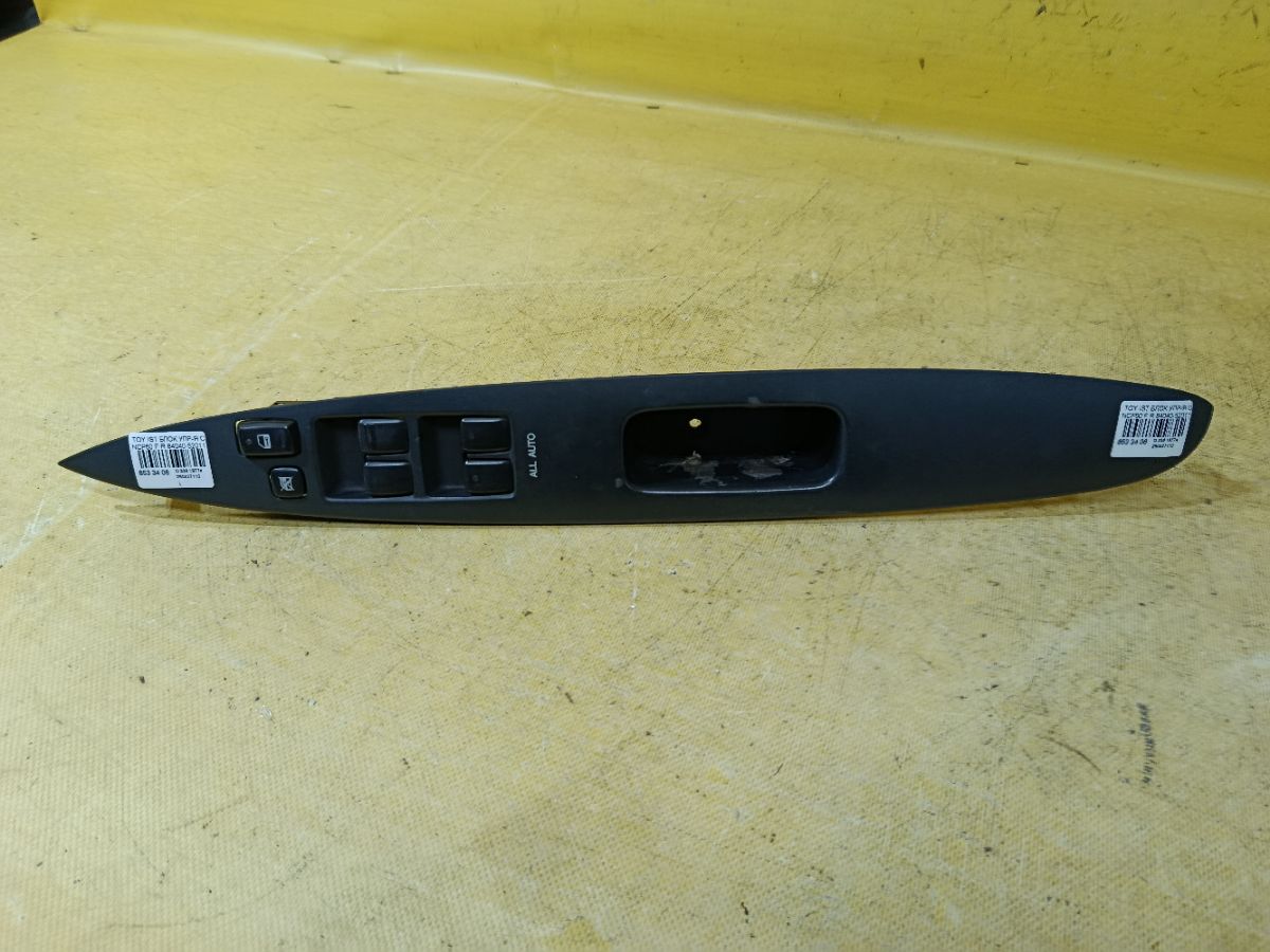 Блок упр-я стеклоподъемниками 84040-52011, 84040-52010 на Toyota Ist NCP60 Фото 1