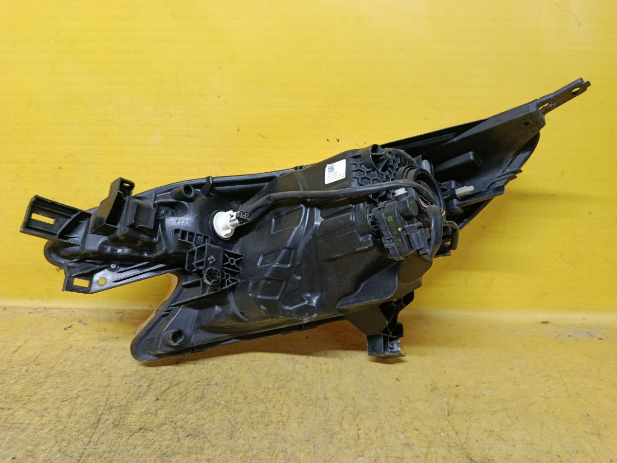 Фара 1868 1868, на Nissan Note E12 Фото 4