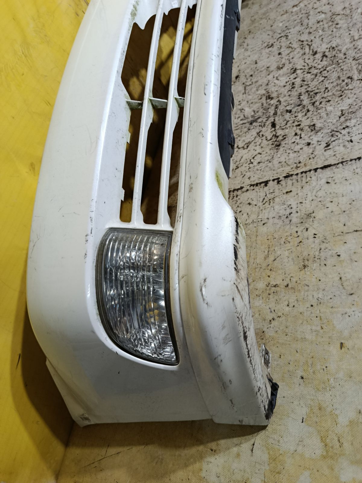 Бампер 30-306 30-306,52119-30511 на Toyota Crown GRS182 Фото 10