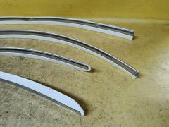 Молдинг на дверь на Toyota Crown GRS182 Фото 3